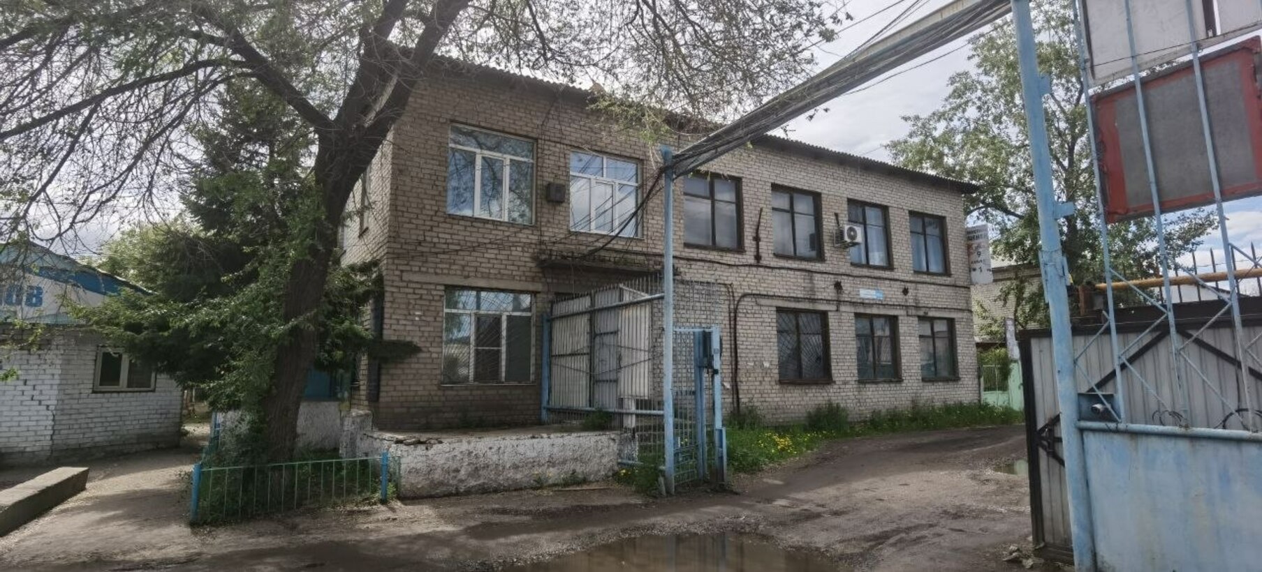 Продам торговое помещение 10846.7 м.кв.