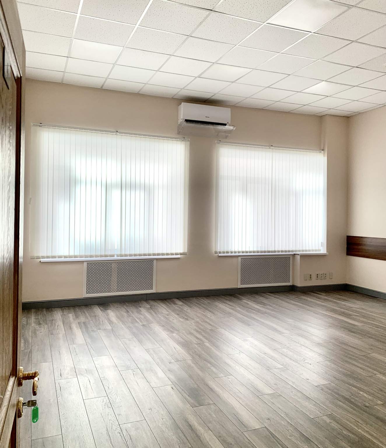 Сдам в аренду офис 245.3 м.кв.