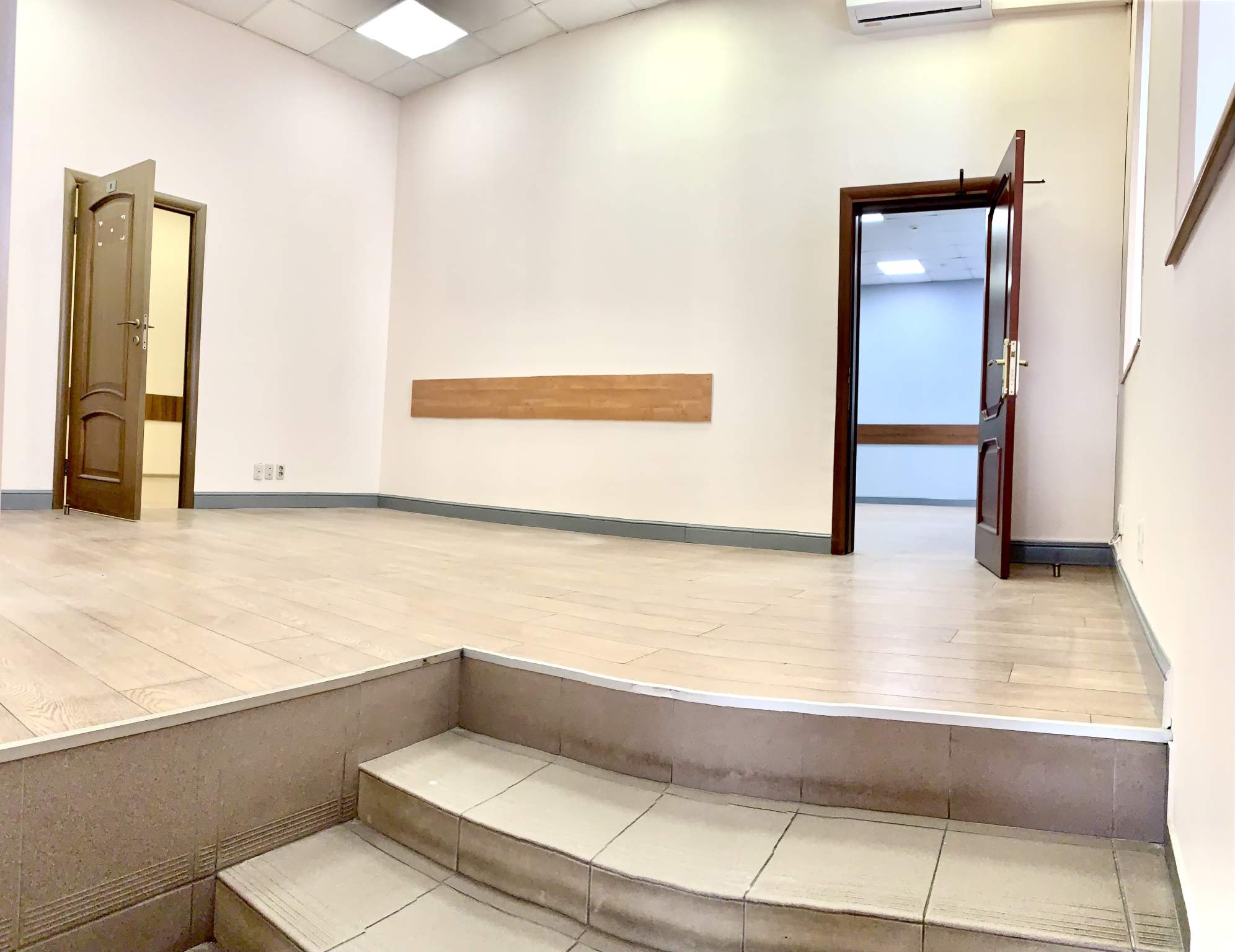 Сдам в аренду офис 245.3 м.кв.