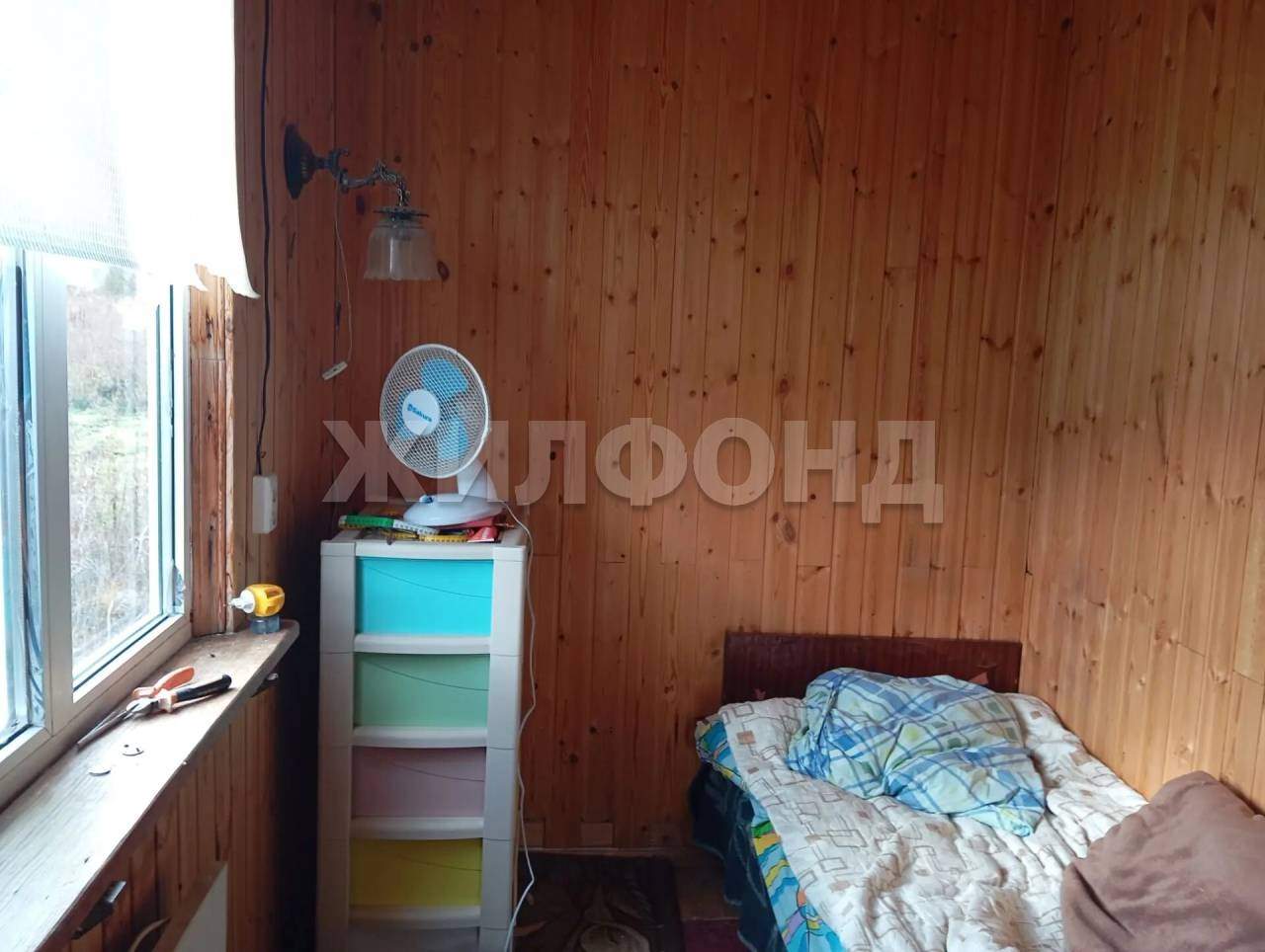 Продам земельный участок 1650 м.кв.