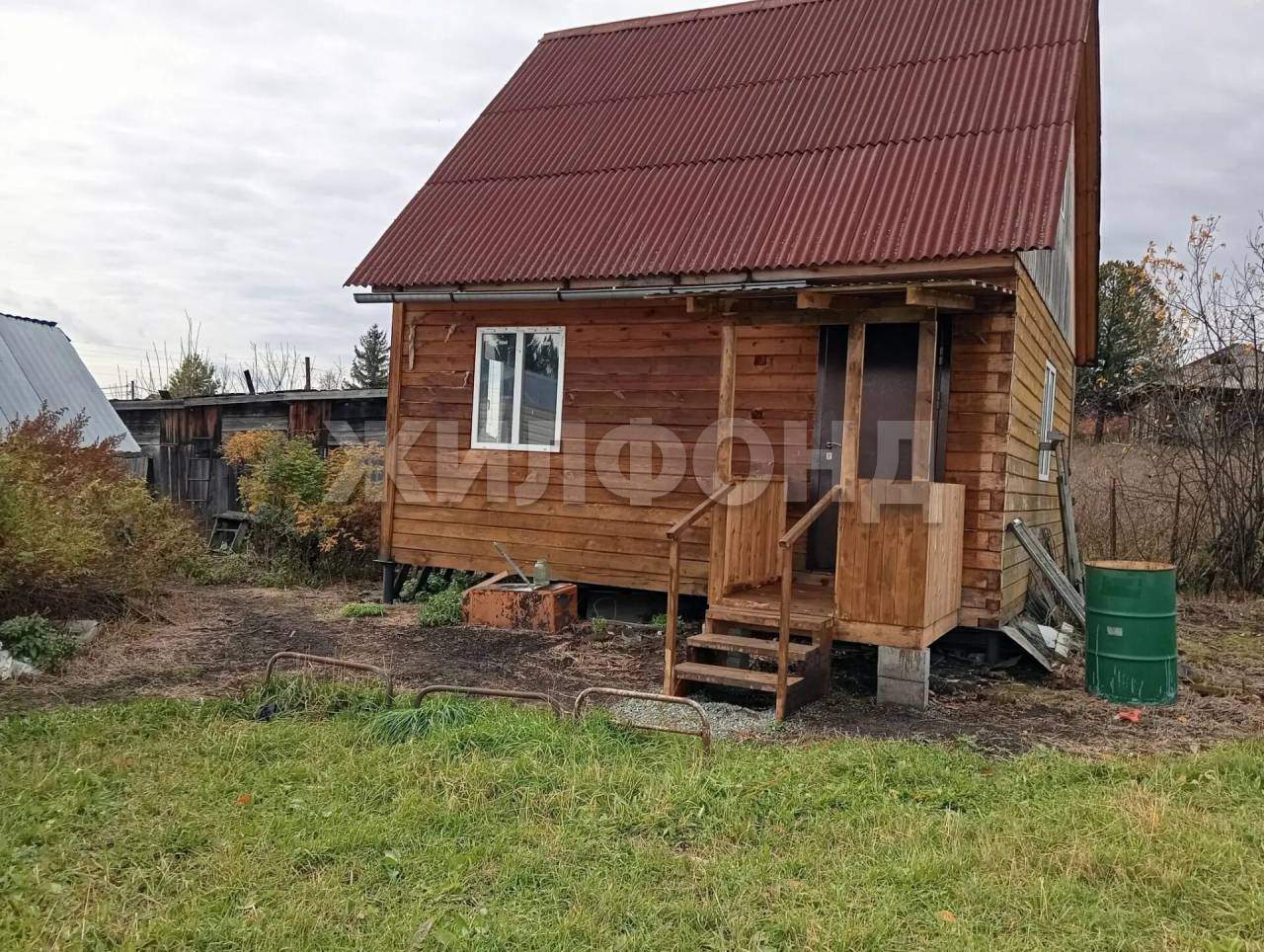 Продам земельный участок 1650 м.кв.