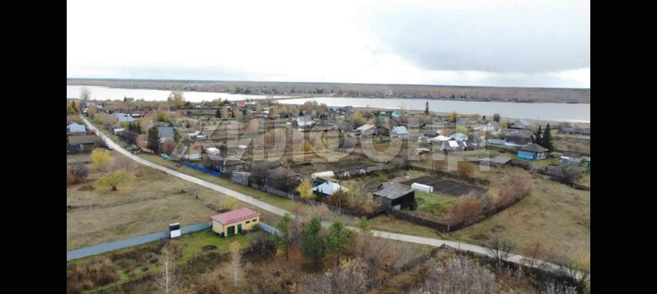 Продам земельный участок 4000 м.кв.