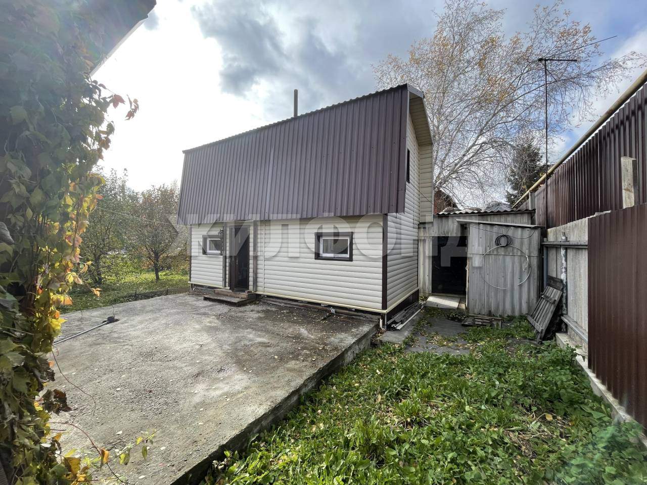 Продам земельный участок 750 м.кв.