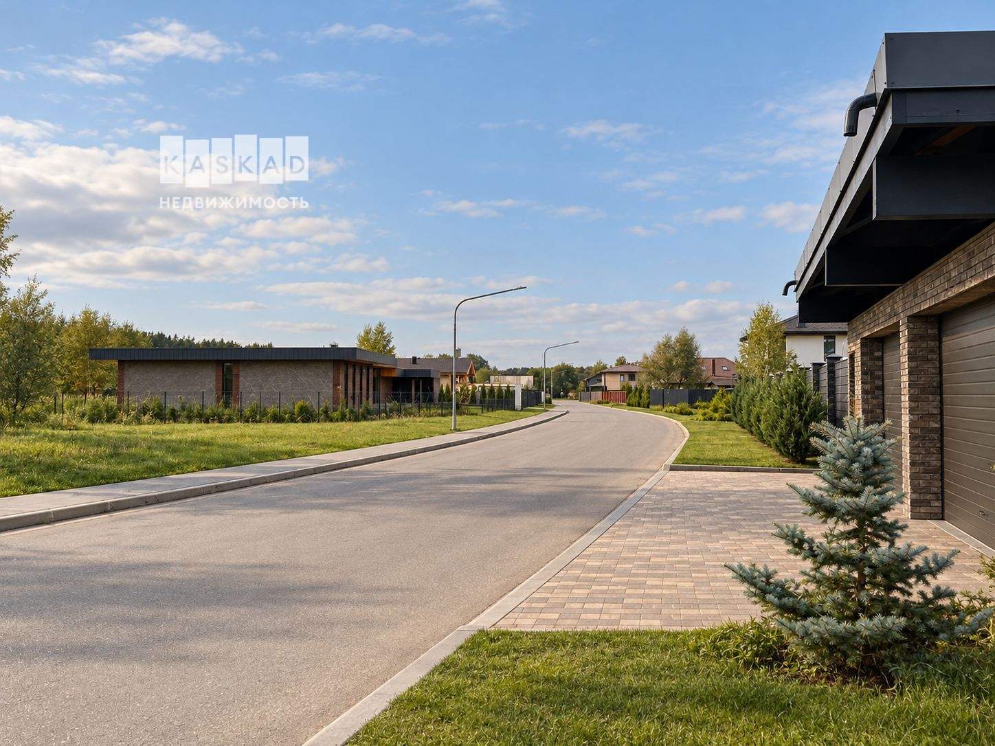 Продам земельный участок 1600 м.кв.