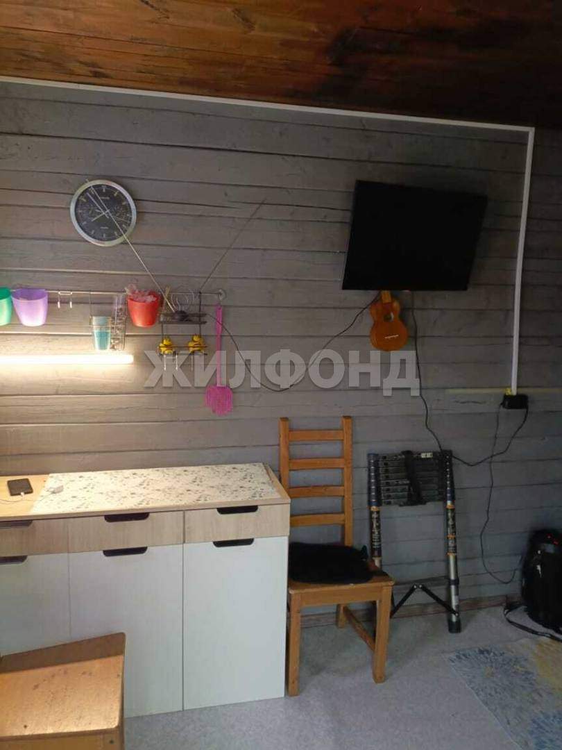 Продам земельный участок 640 м.кв.