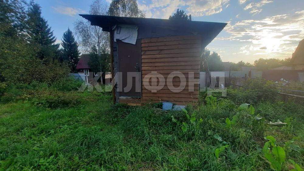 Продам земельный участок 730 м.кв.