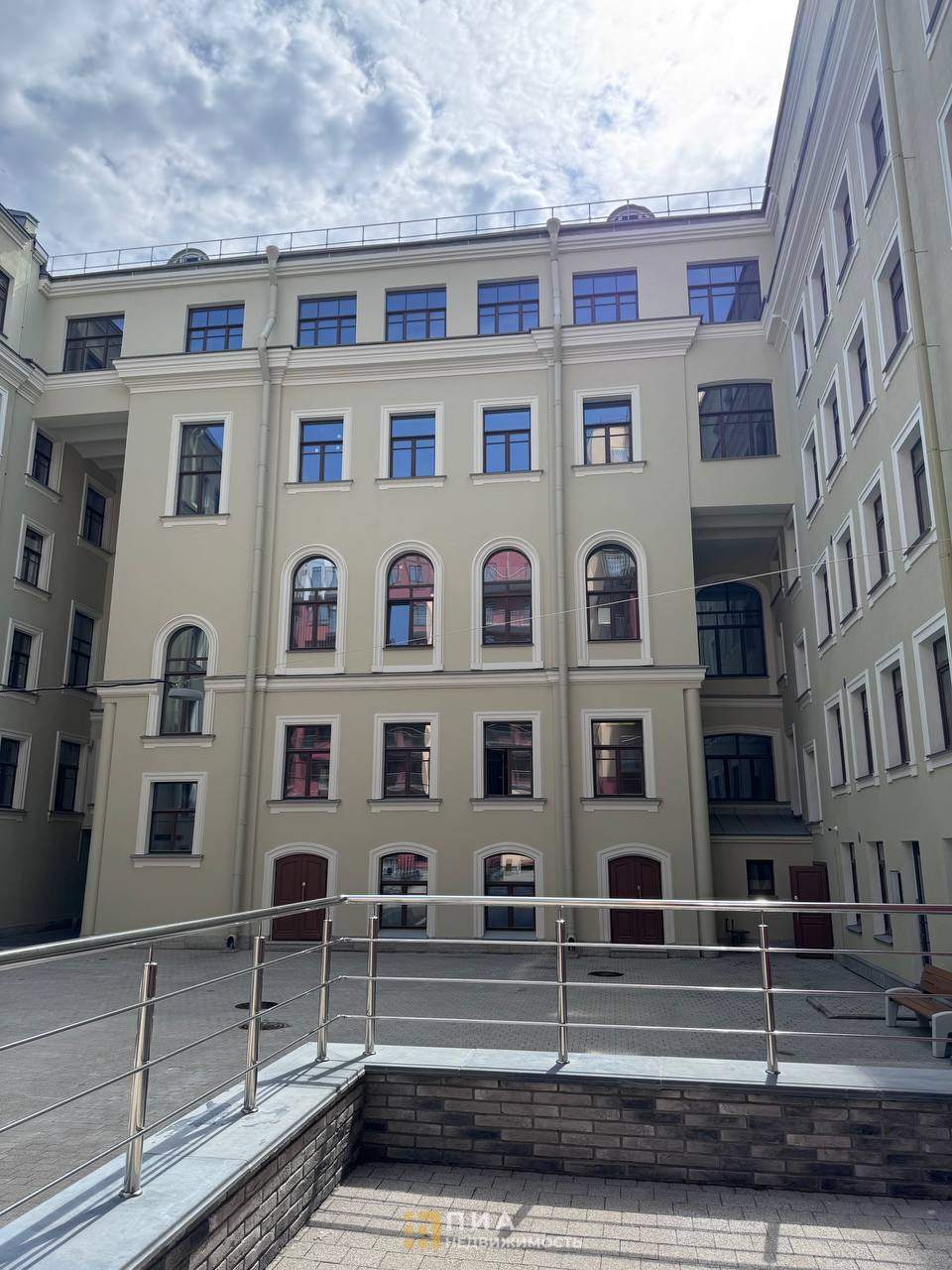 Продам помещение свободного назначения 196 м.кв.