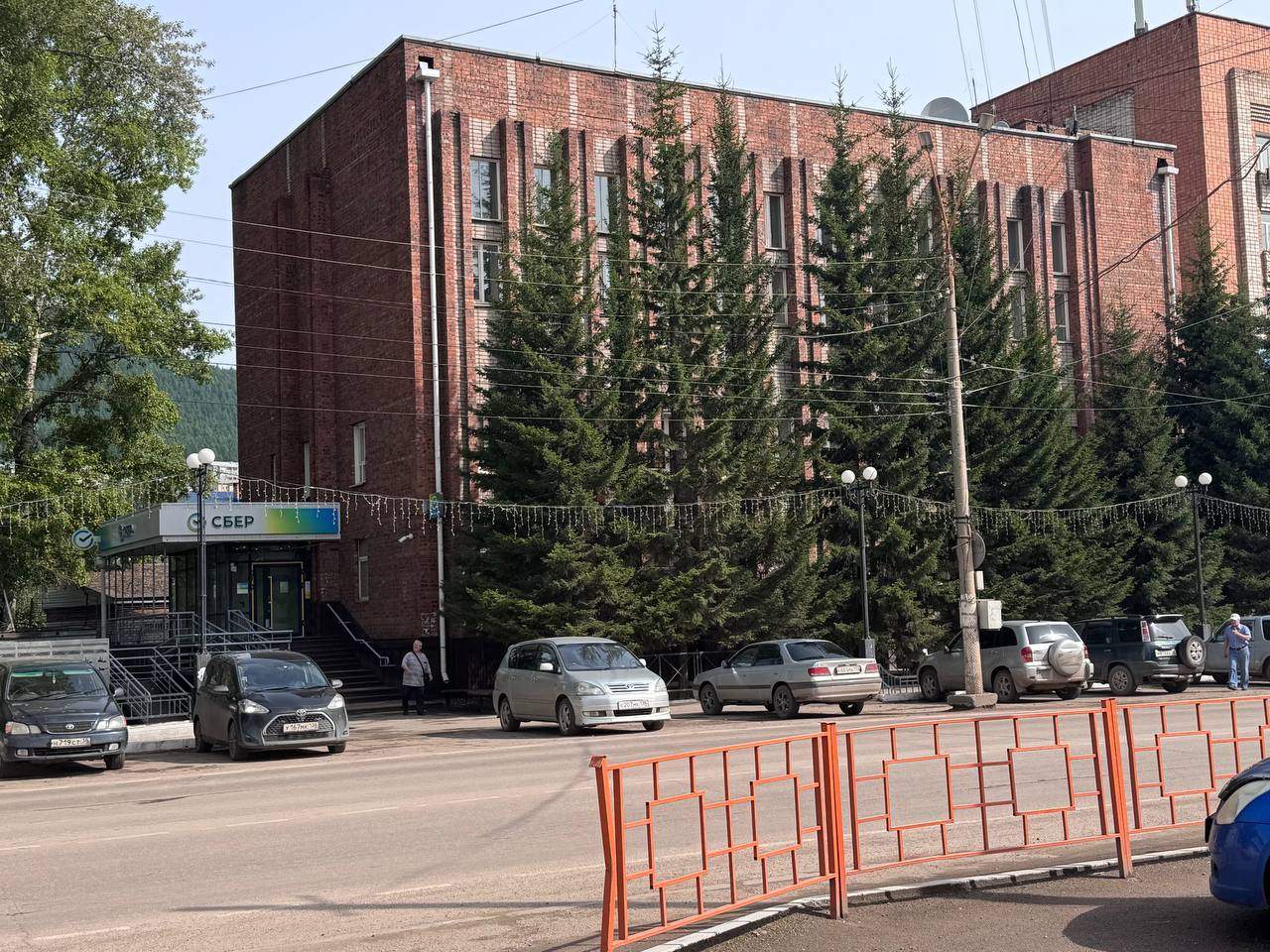 Офис в аренду в Усть-Куте, Кирова улица, 21а