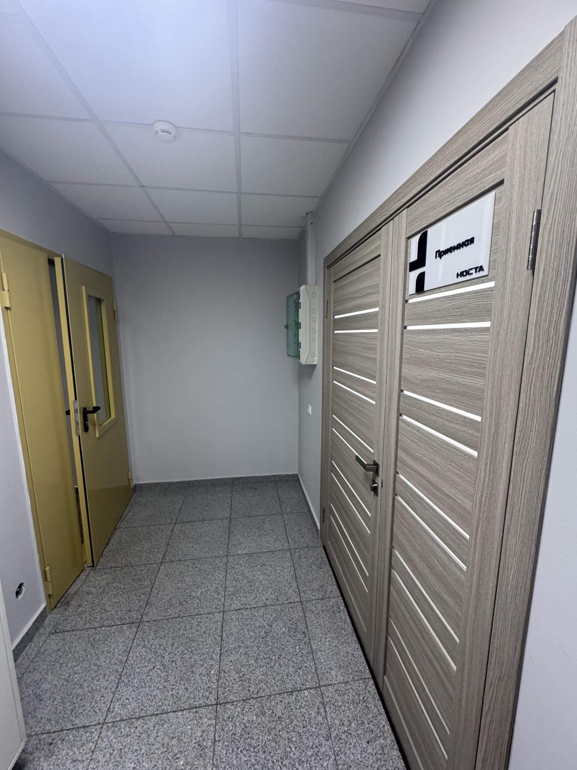 Сдам в аренду офис 381 м.кв.