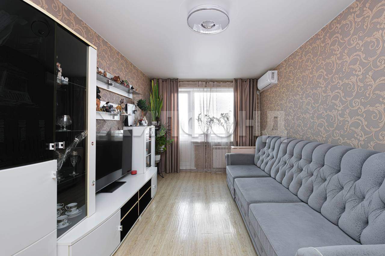 Квартира на продажу в Новосибирске, Менделеева улица, 6