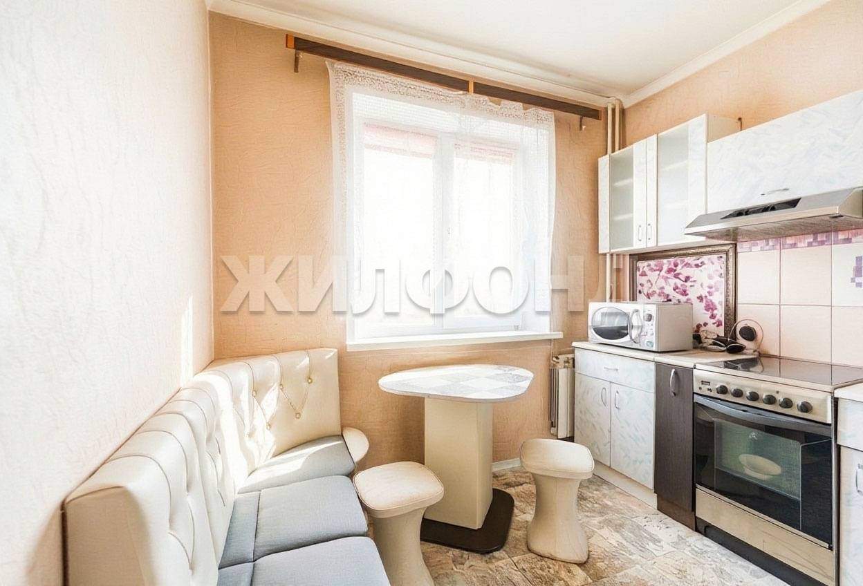 Квартира на продажу в Барнауле, Антона Петрова улица, 262