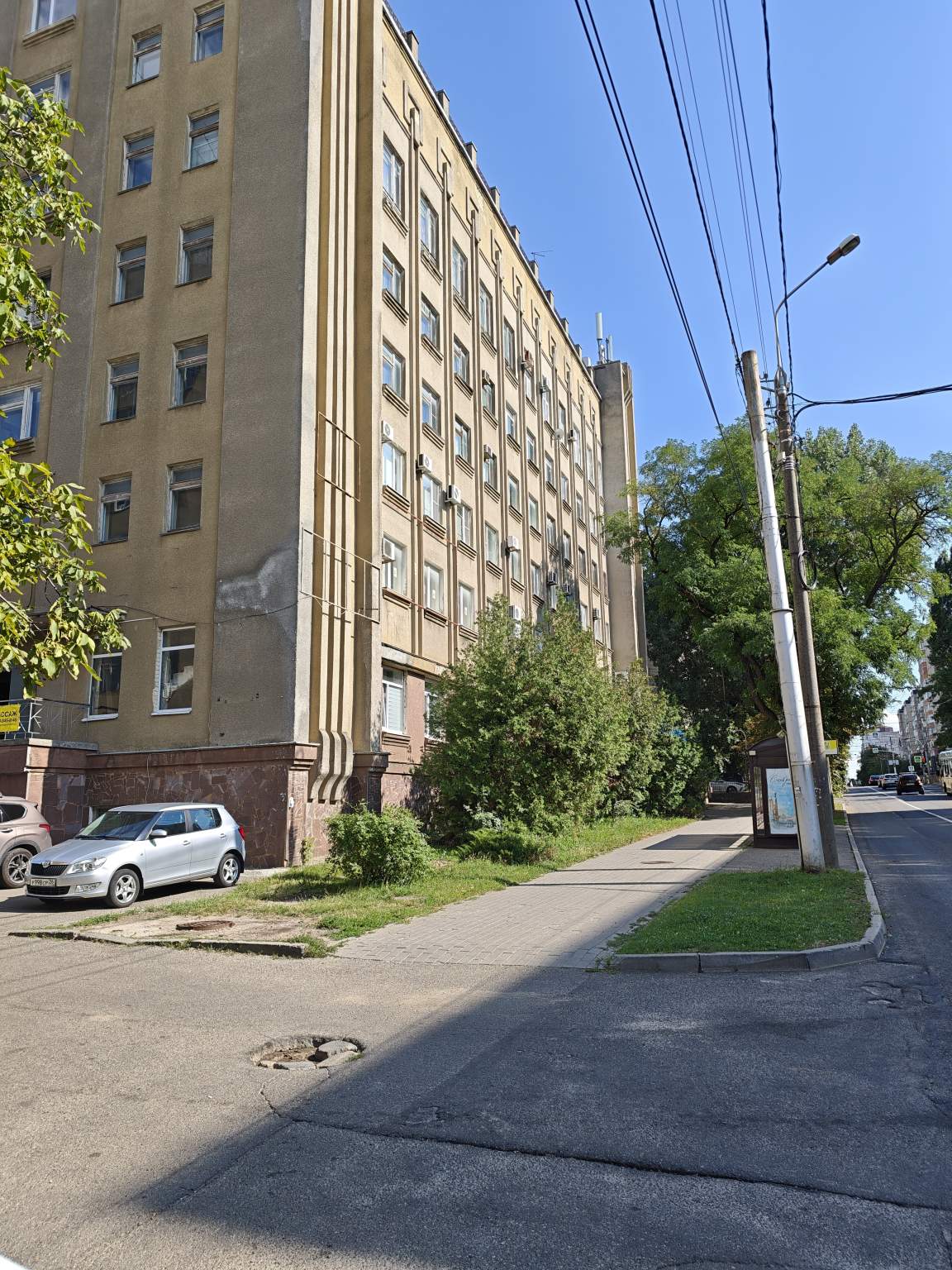 Продам торговое помещение 3930.4 м.кв.