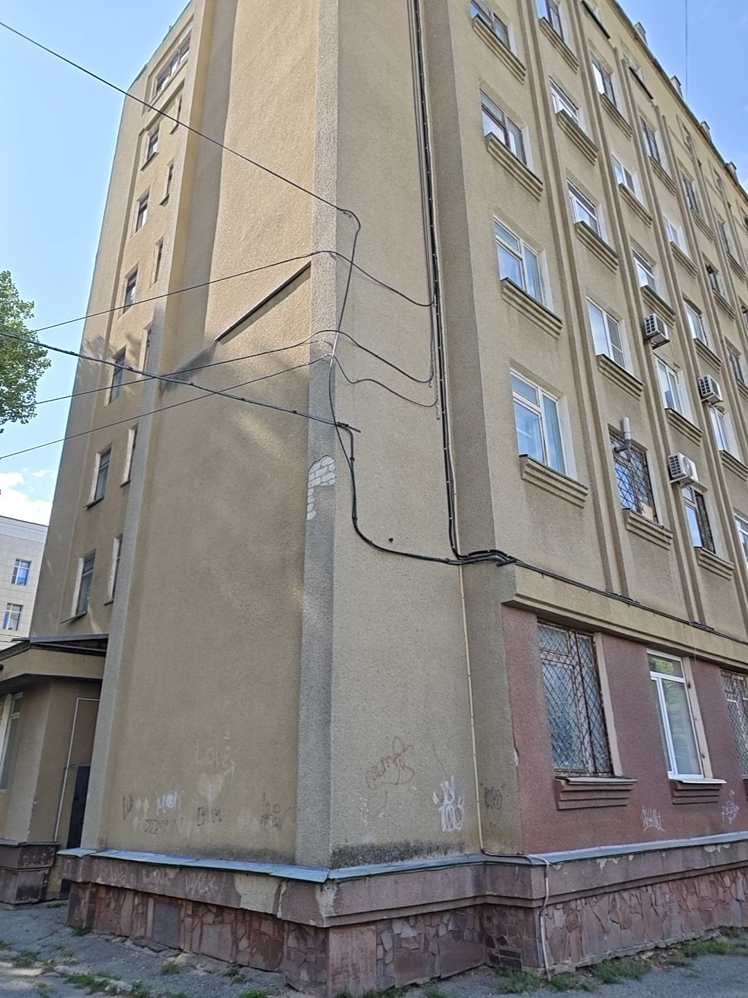 Продам торговое помещение 3930.4 м.кв.