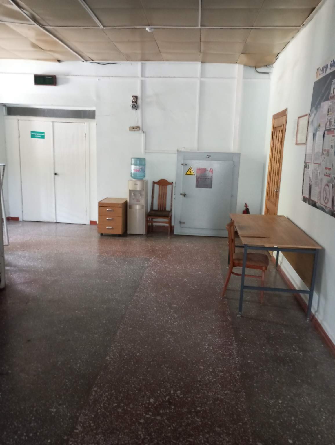 Продам торговое помещение 3930.4 м.кв.