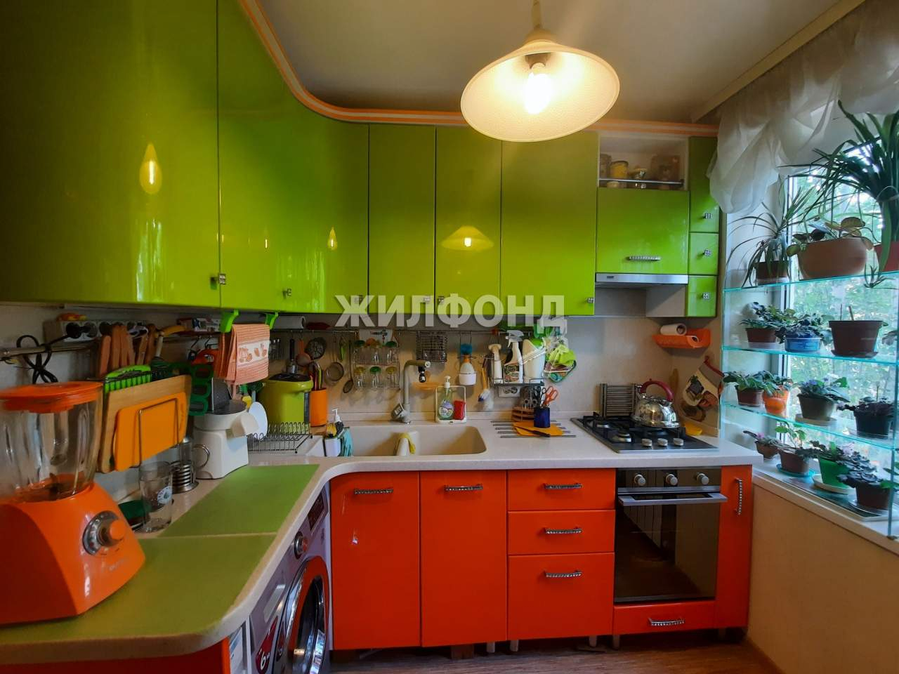 Продажа 3-комнатной квартиры, Астрахань, Красноармейская улица,  д.25