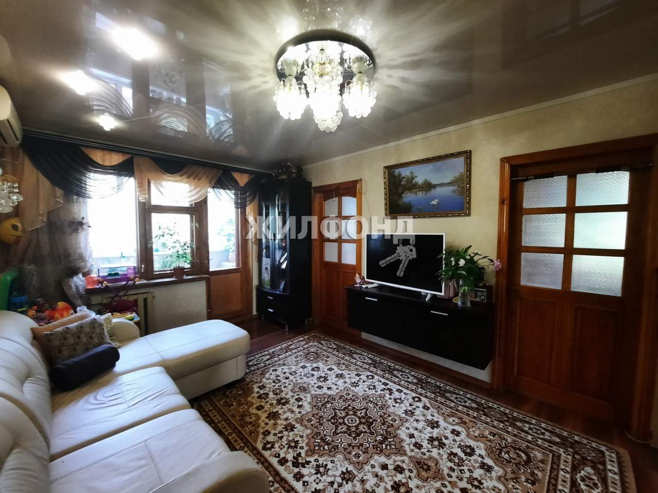 Продажа 3-комнатной квартиры, Астрахань, Красноармейская улица,  д.25