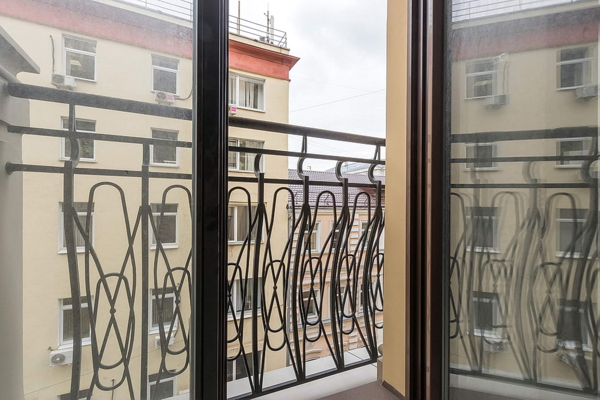 Продажа 2-комнатной квартиры, Москва, Каретный Б., д.24 стр.2 Продажа 2-комнатной квартиры, Москва, Каретный Б., д.24 стр.2