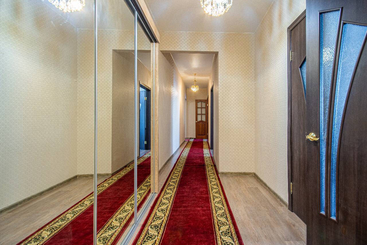 Продажа 3-комнатной квартиры, Санкт-Петербург, Новочеркасский проспект,  д.39к1