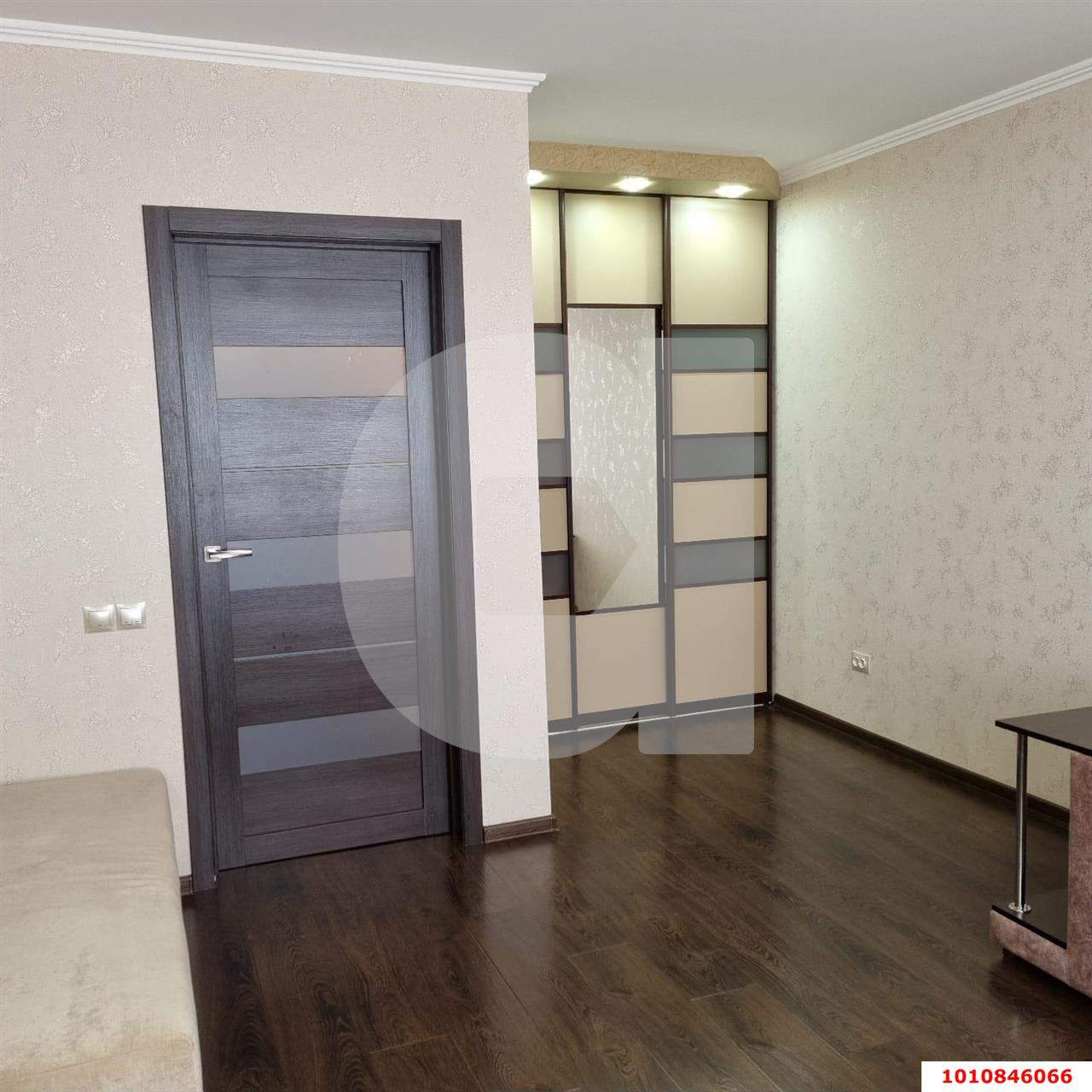 Продажа 1-комнатной квартиры, Краснодар, Сахалинская улица,  д.10