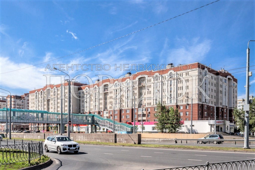 Продажа 3-комнатной квартиры, Казань, Фатыха Амирхана улица,  д.15