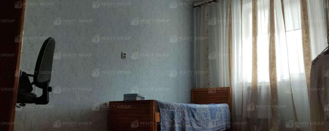 Продажа 3-комнатной квартиры, Белгород, Губкина улица,  д.13