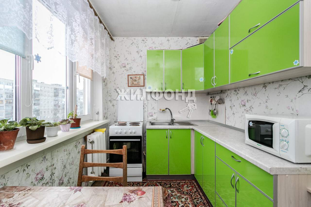 Продажа 3-комнатной квартиры, Новосибирск, Столетова улица,  д.20