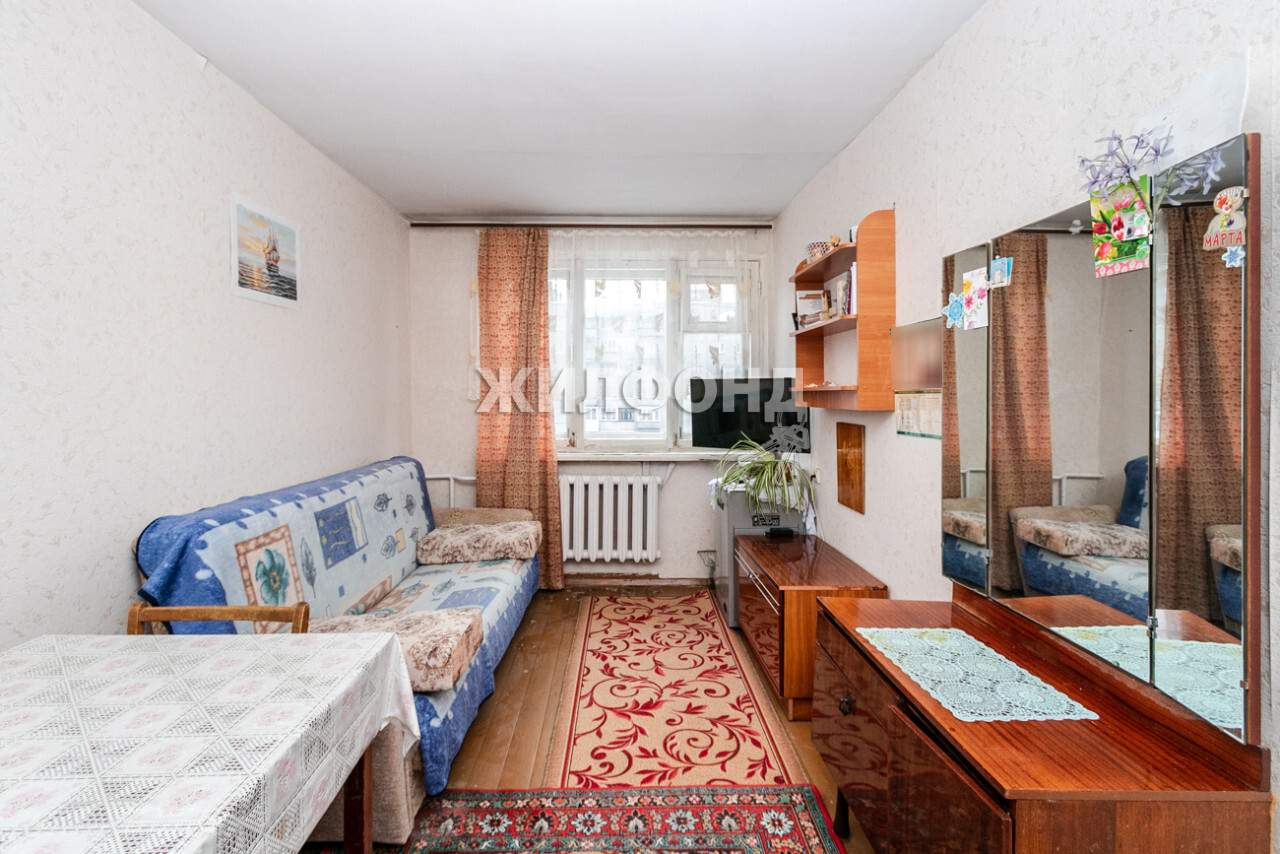 Продажа 3-комнатной квартиры, Новосибирск, Столетова улица,  д.20