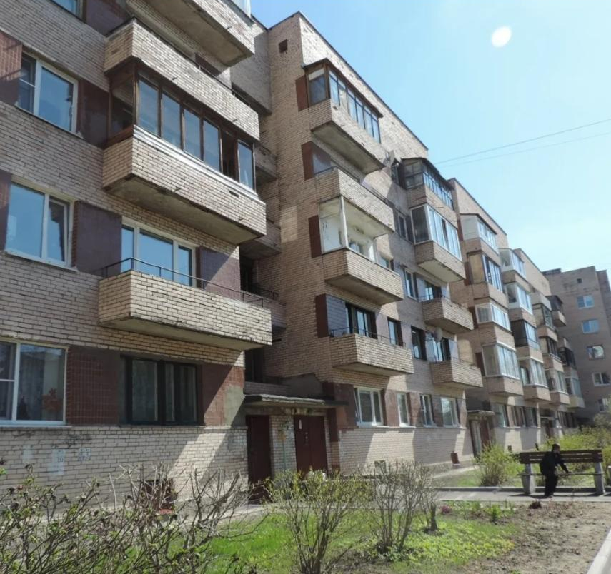 Продажа 3-комнатной квартиры, Сестрорецк, Володарского улица,  д.60