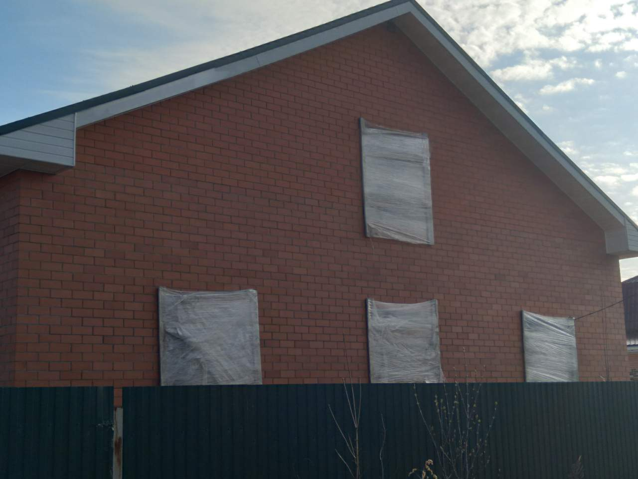 Продажа дома, 200м <sup>2</sup>, 15 сот., Легково