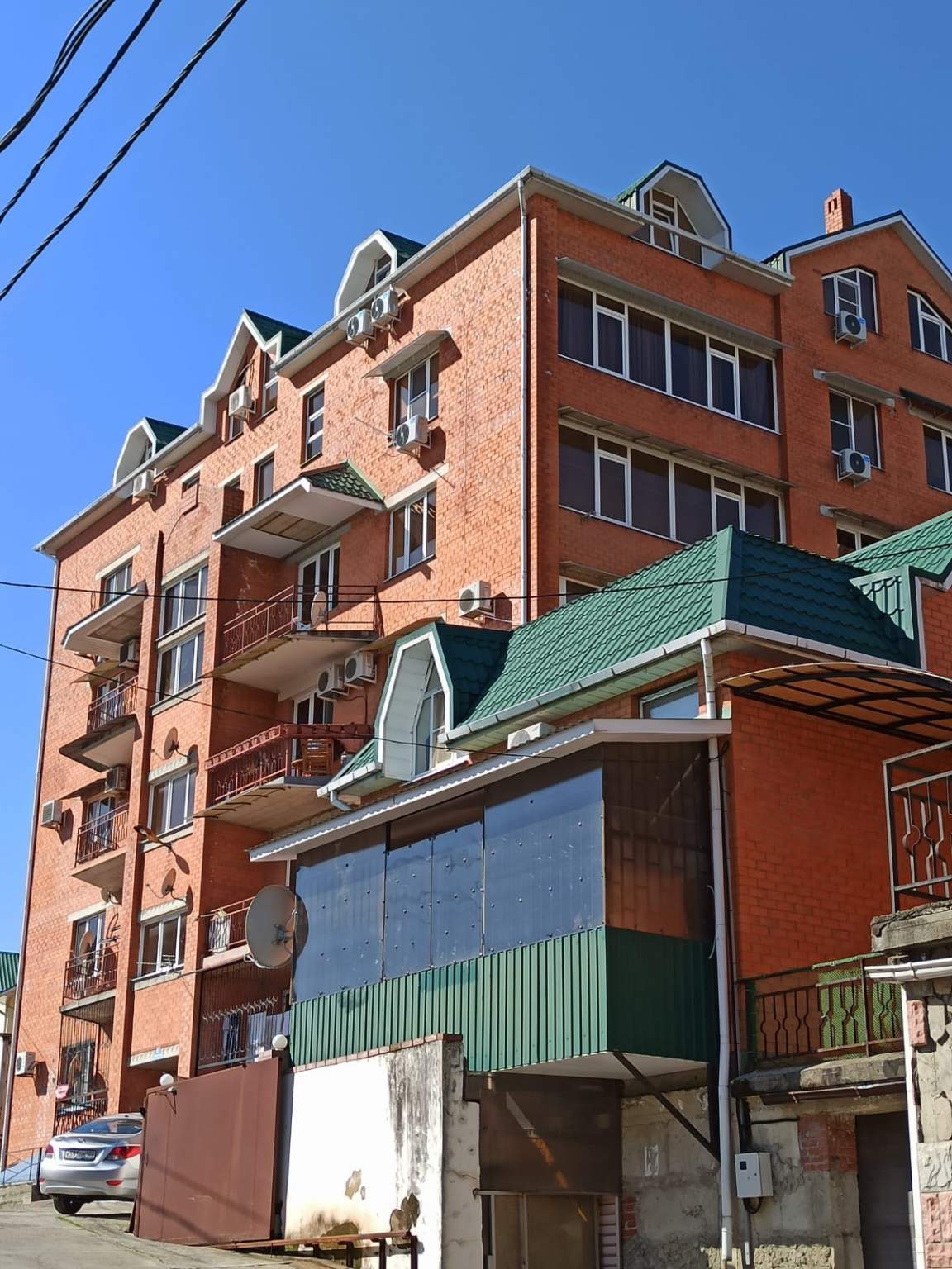 Кирпичная улица адлер 6/1. Кирпичный 1б адлер. Кирпичная улица, 1. Адлер ул кирпичная 1/1. Кирпичная 1 адлер.