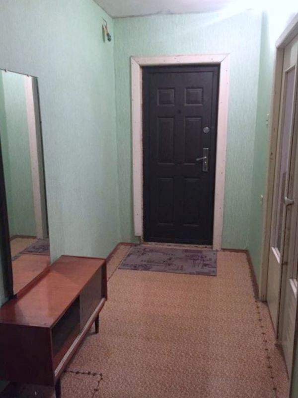 Продажа 2-комнатной квартиры, Биряково, Школьная улица,  д.12