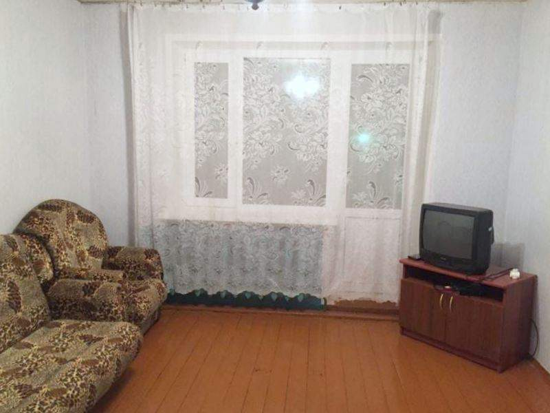 Продажа 2-комнатной квартиры, Биряково, Школьная улица,  д.12