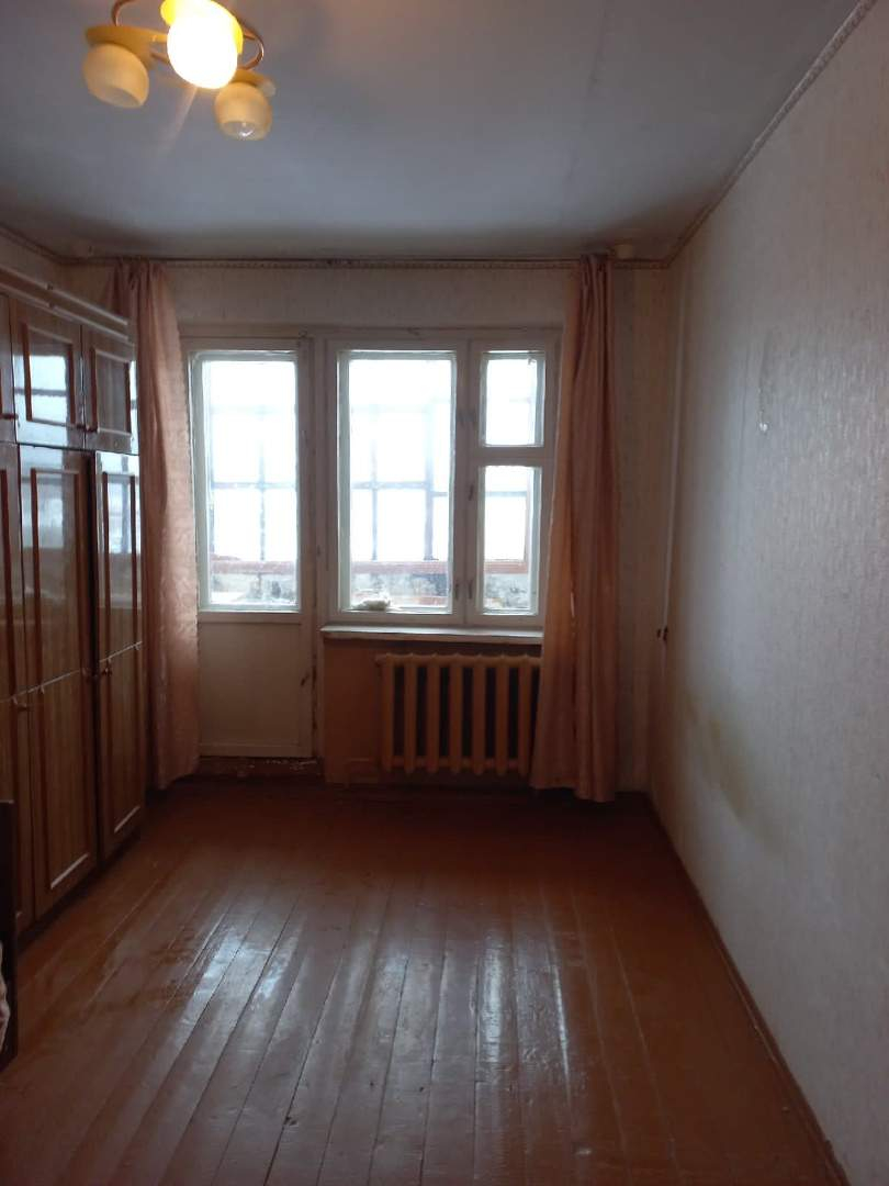 Продажа 2-комнатной квартиры, Биряково, Школьная улица,  д.12