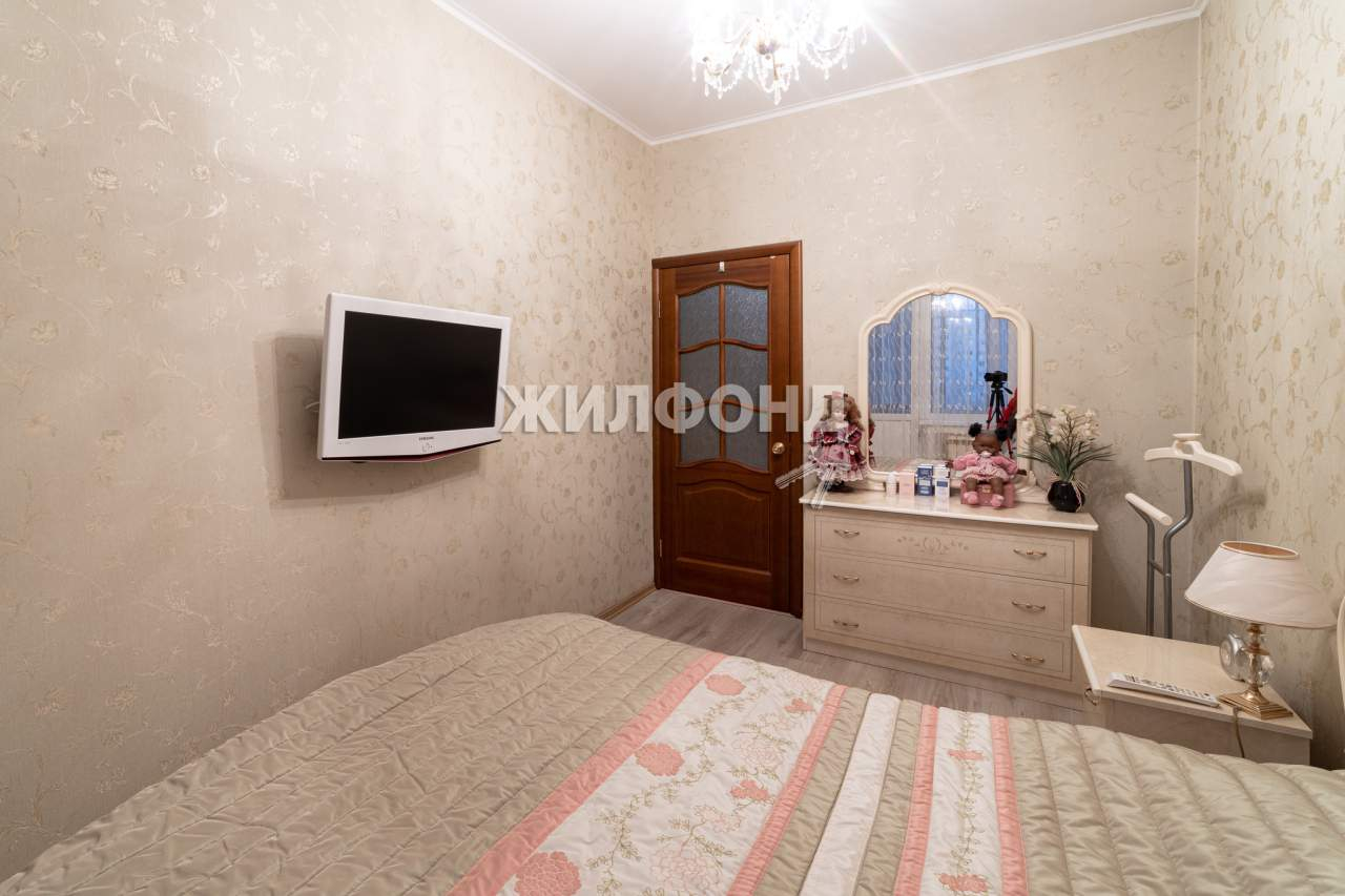 Продажа 3-комнатной квартиры, Архангельск, Гайдара улица,  д.42