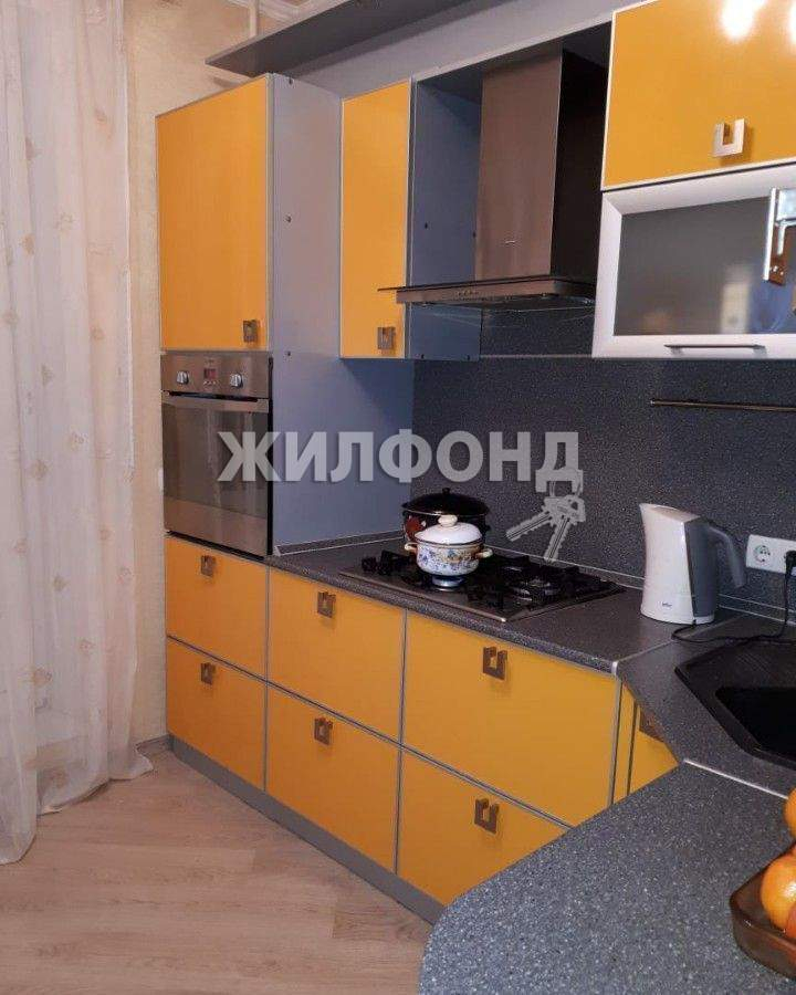 Продажа 3-комнатной квартиры, Белгород, Челюскинцев улица,  д.58Бк3