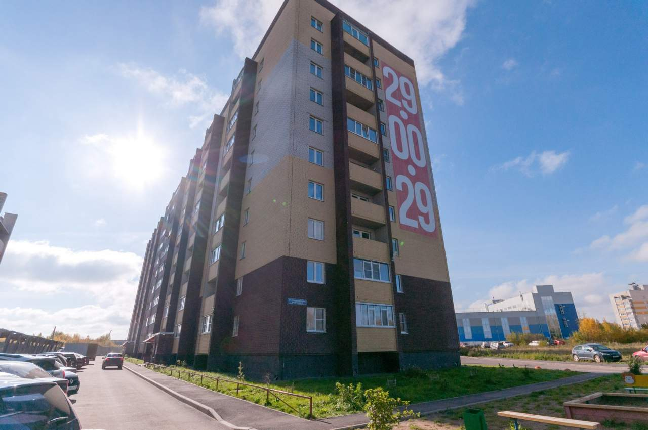 Продажа 3-комнатной квартиры, Вологда, Космонавта Беляева улица,  д.32к3