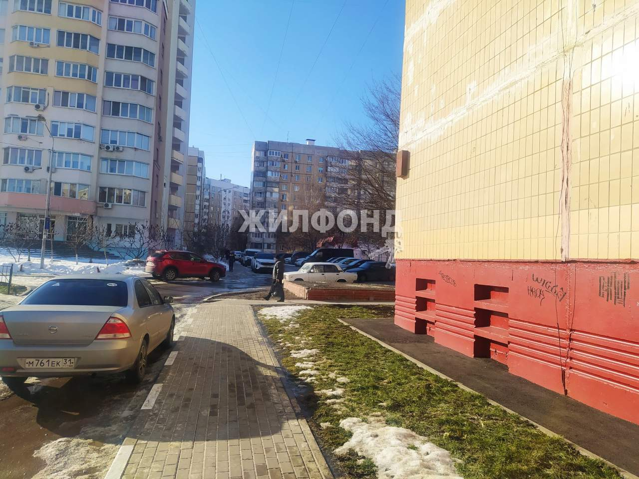 Продажа 4-комнатной квартиры, Белгород, Конева улица,  д.5