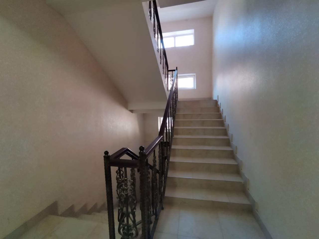 Продажа 3-комнатной квартиры, Кисловодск, Парковая улица,  д.1Ак3