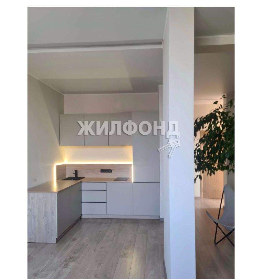 Продажа 3-комнатной квартиры, Белгород, Попова улица,  д.37