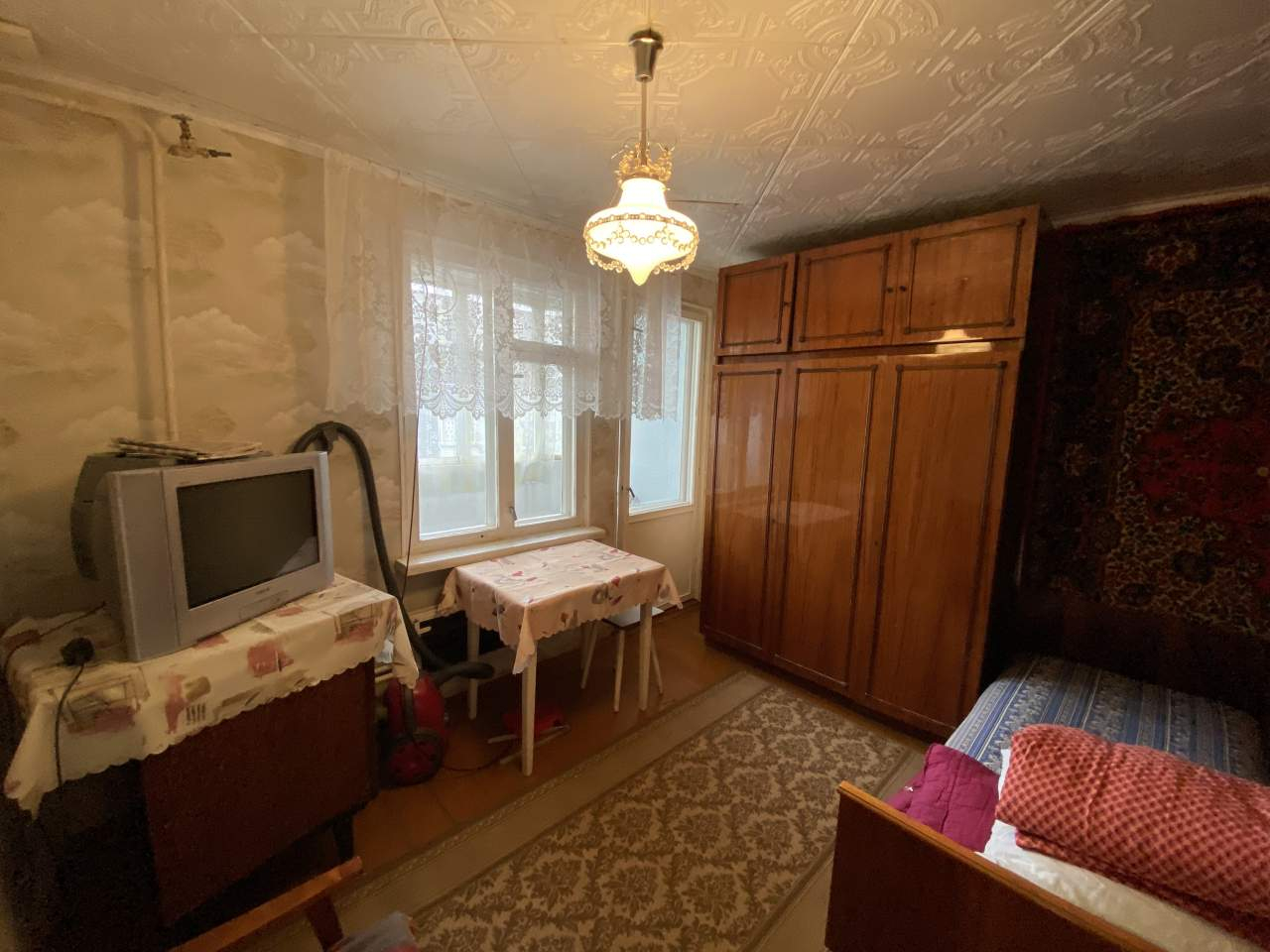 Продажа 2-комнатной квартиры, Киров, Рябиновая улица,  д.25