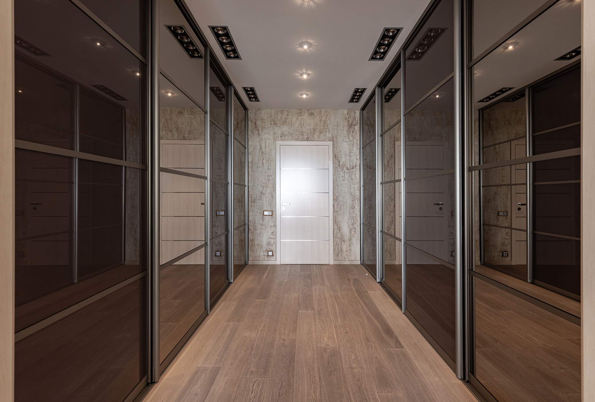 Продажа 3-комнатной квартиры, Санкт-Петербург, Кирочная улица,  д.64