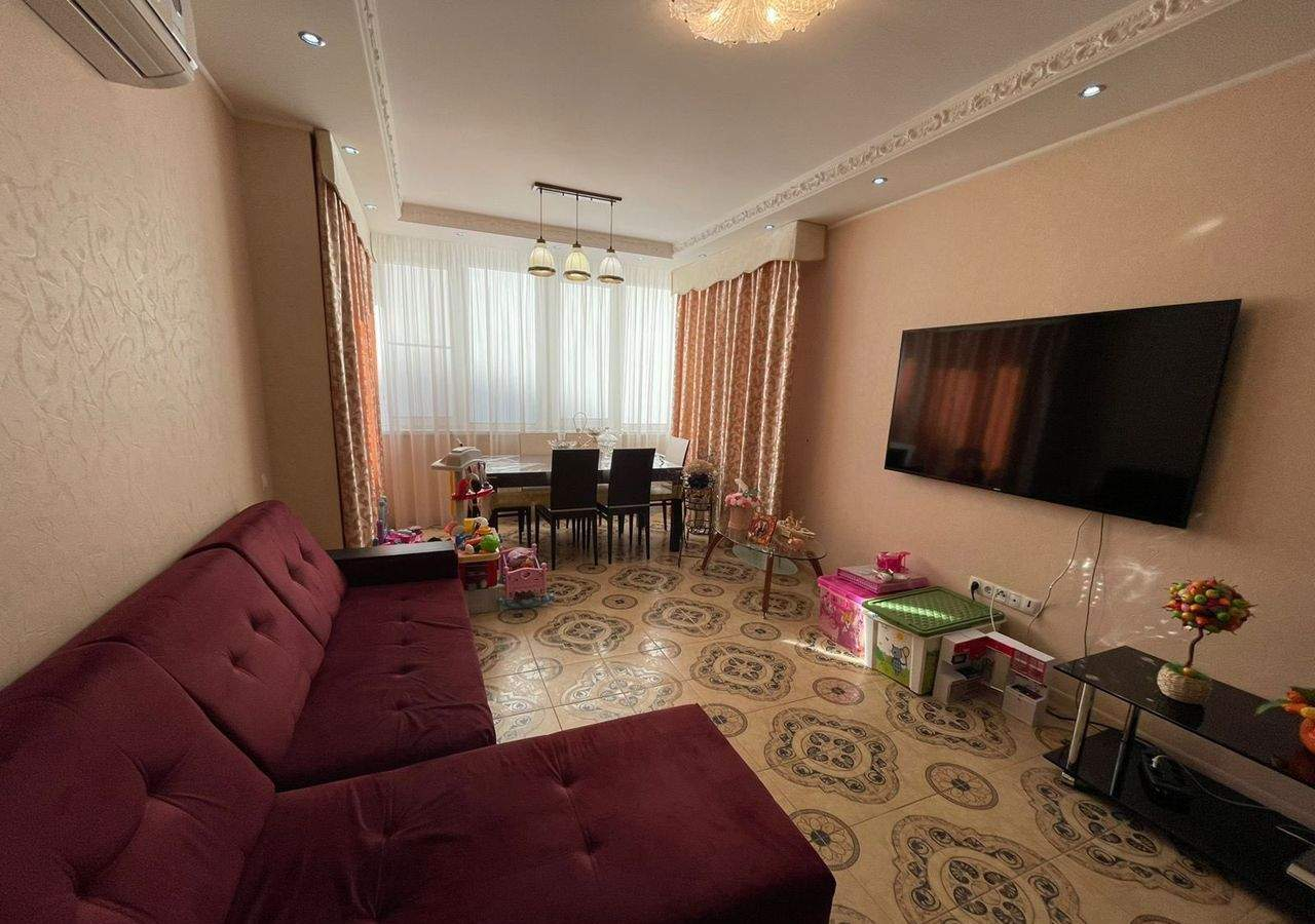 Продажа 3-комнатной квартиры, Геленджик, Грибоедова улица,  д.29