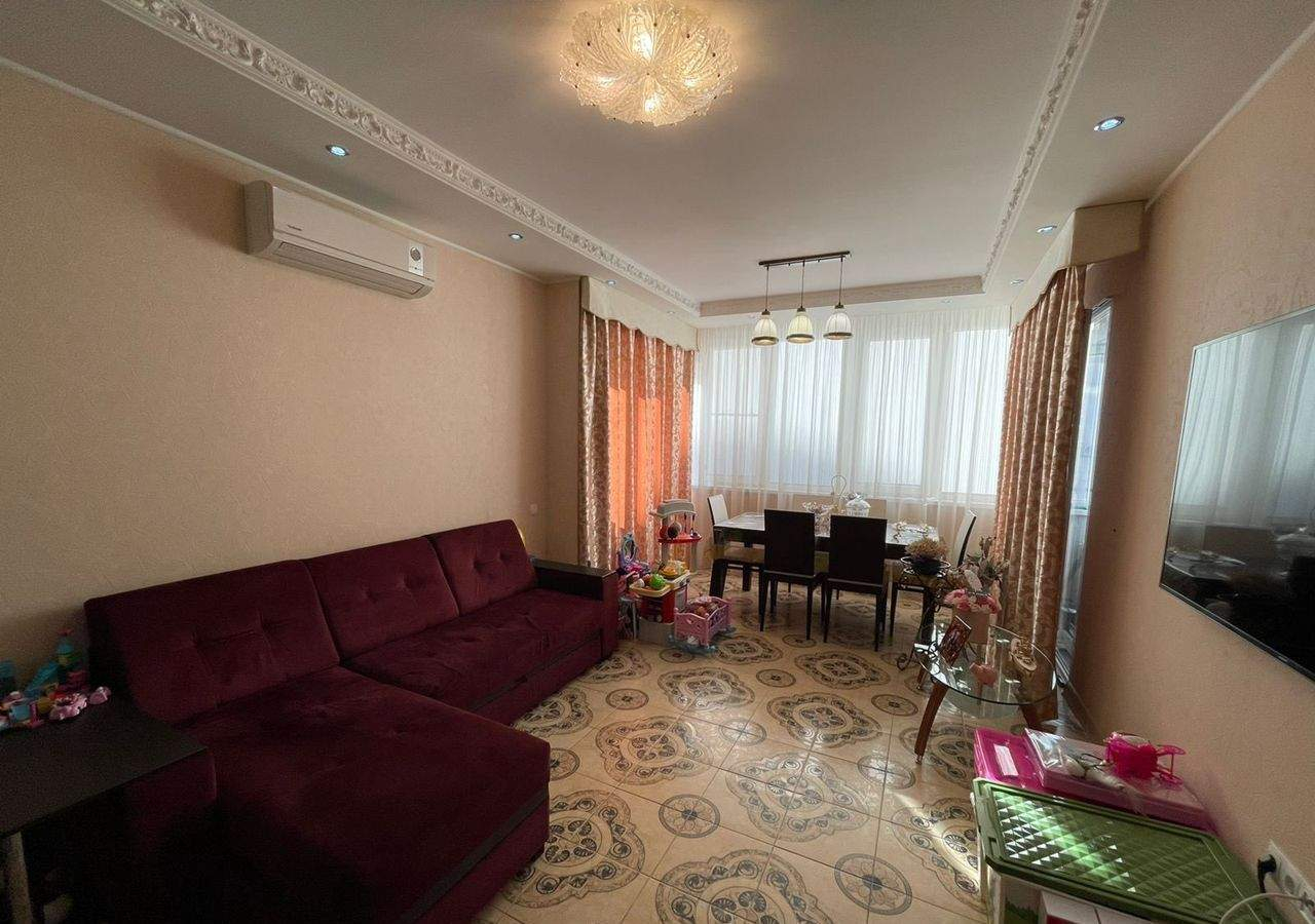 Продажа 3-комнатной квартиры, Геленджик, Грибоедова улица,  д.29