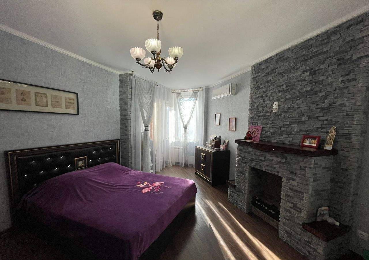 Продажа 3-комнатной квартиры, Геленджик, Грибоедова улица,  д.29