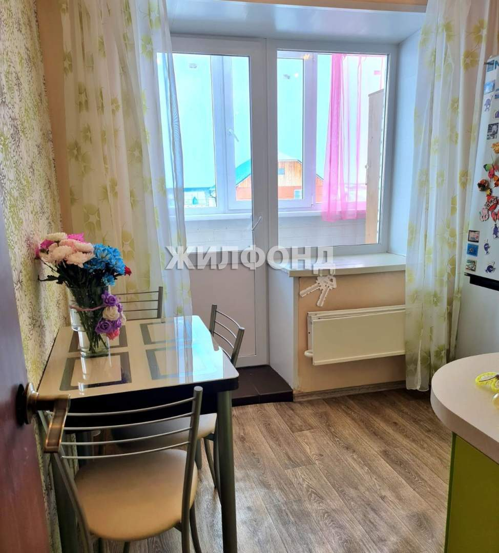 Продажа 1-комнатной квартиры, Бердск, Кристальная улица,  д.12