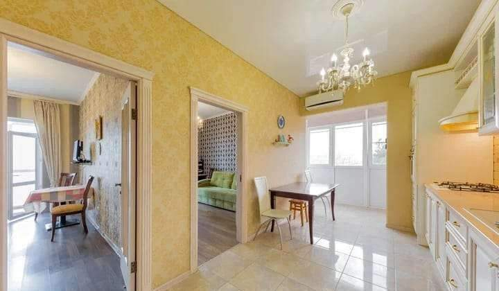 Продажа 2-комнатной квартиры, Геленджик, Орджоникидзе улица,  д.8