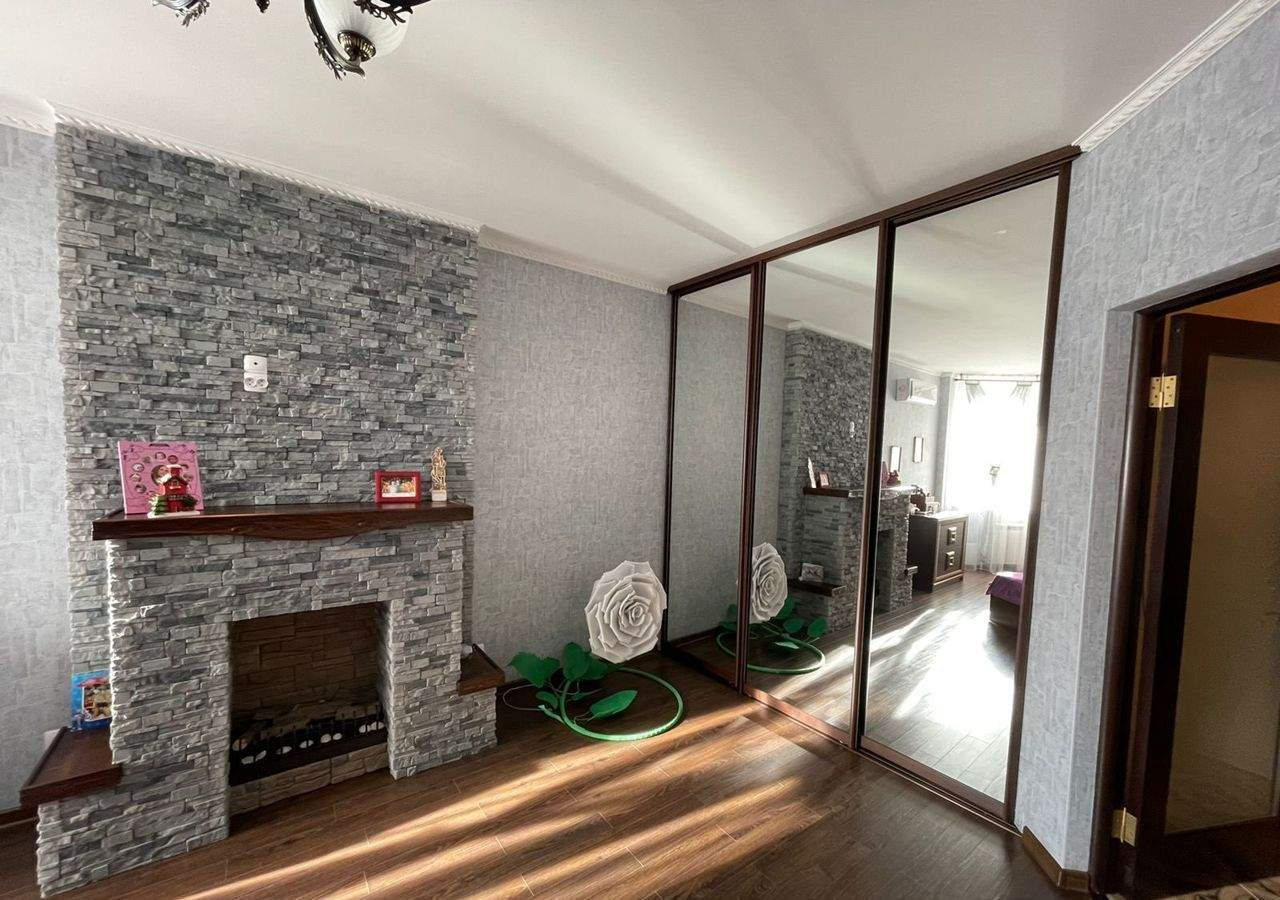 Продажа 3-комнатной квартиры, Геленджик, Грибоедова улица,  д.29