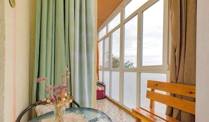 Продажа 2-комнатной квартиры, Геленджик, Орджоникидзе улица,  д.8