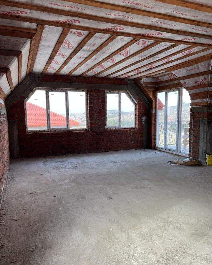 Продажа дома, 210м <sup>2</sup>, 3 сот., Геленджик, Западный микрорайон