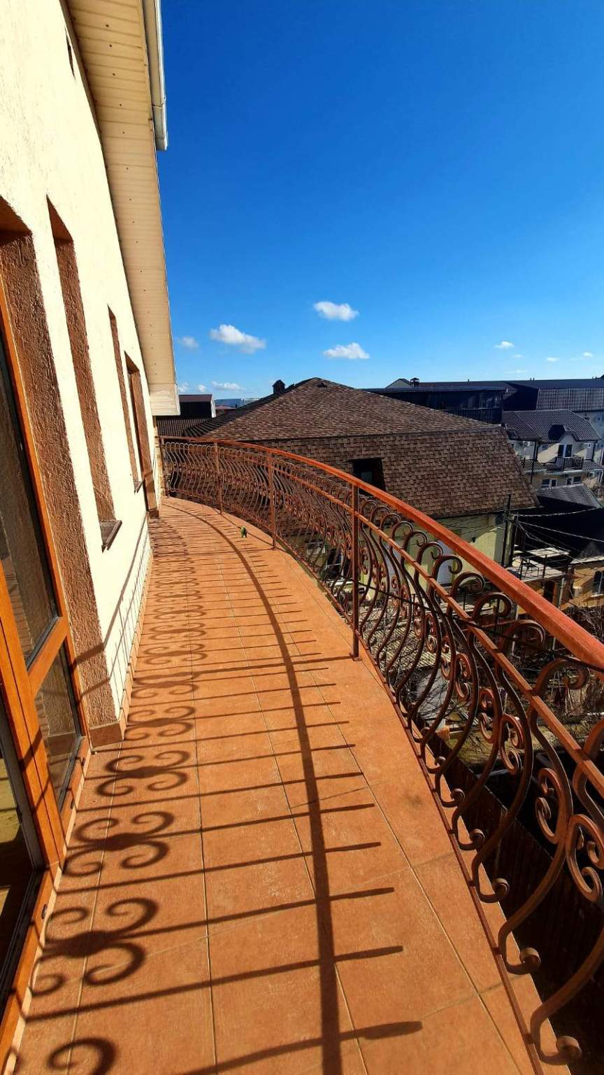 Продажа дома, 255м <sup>2</sup>, 4 сот., Геленджик, Средняя улица